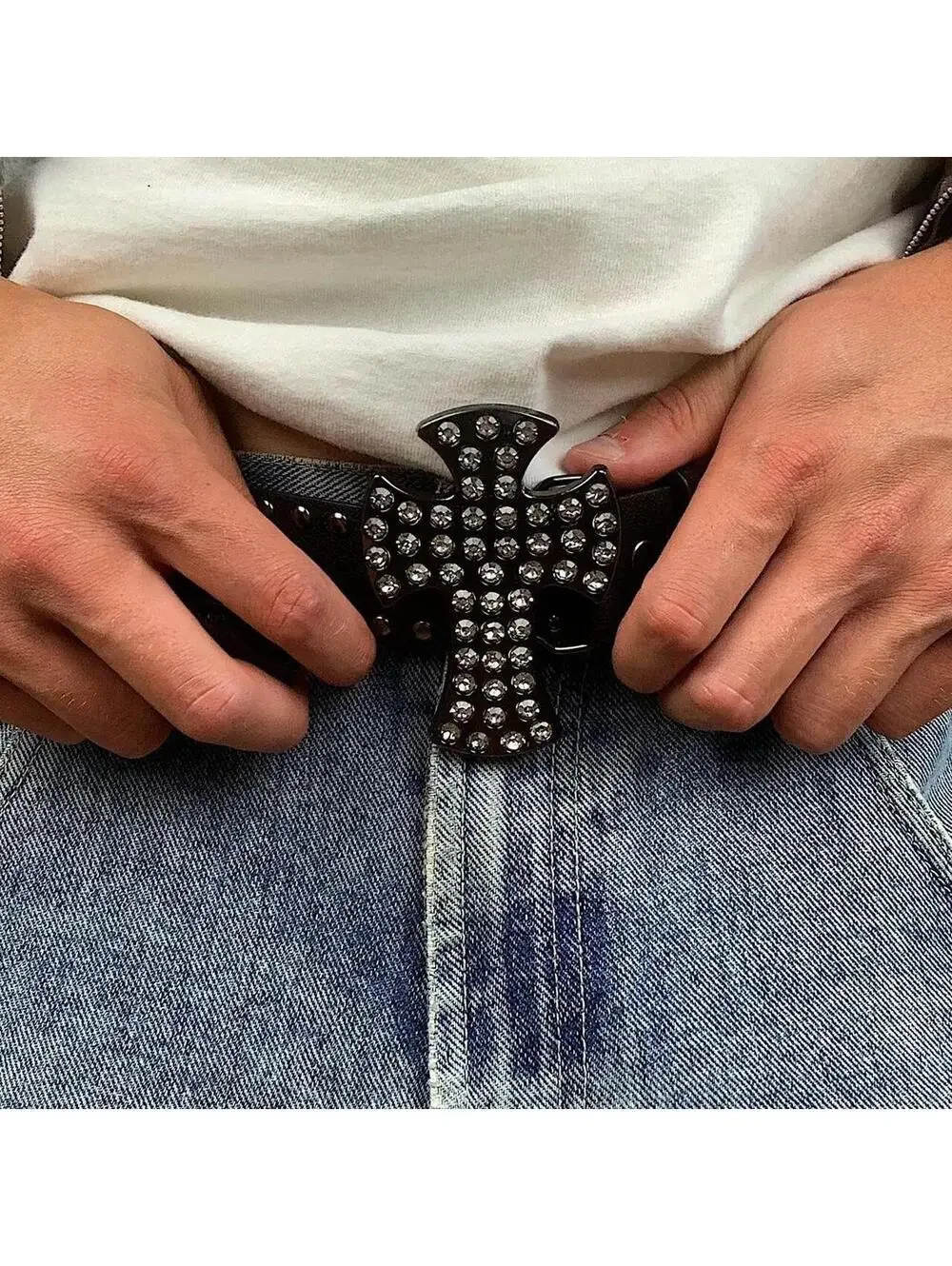 Vintage Y2K style Gothic Rhine stone studded belt buckle. 38.5 inches fits a